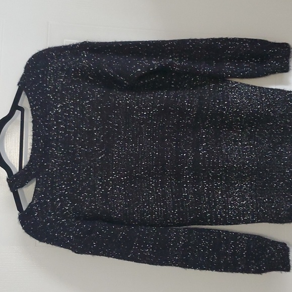 Hen & thread Sweater  size s black and white color little bit more long  back - Picture 9 of 12